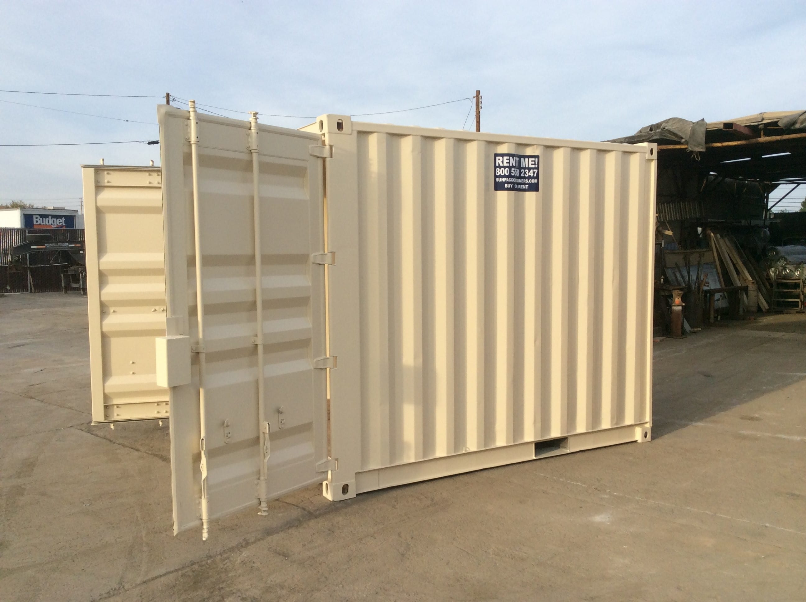 side view of 10 ft shipping container